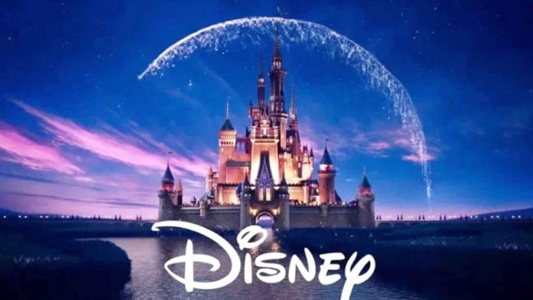 Disney देणार ७ हजार कर्मचाऱ्यांना layoff