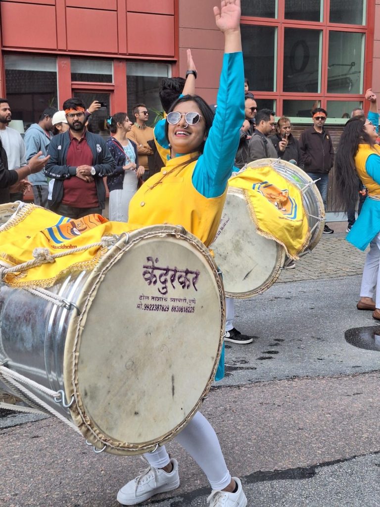 performance of swaraj dhol tasha pathak in sweden