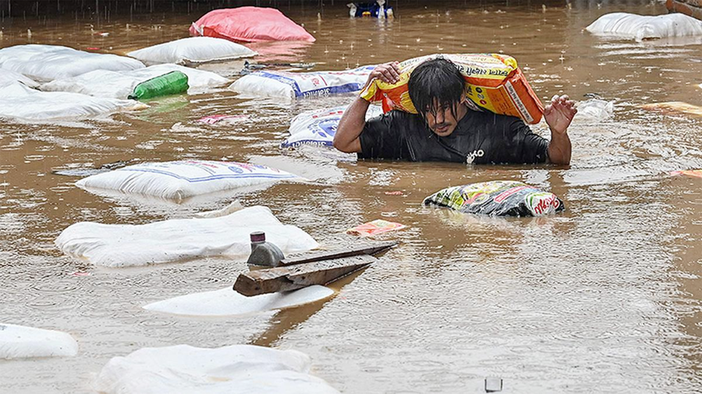 Heavy rains are lashing Nepal. Landslides and floods have killed at least 112 people in Nepal. Thirteen districts of Bihar have been affected.