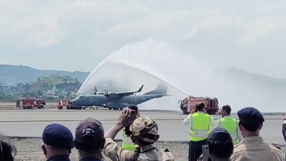 The first plane landed at Navi Mumbai Airport