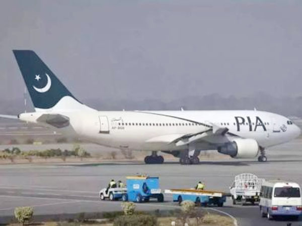 It has been revealed that a person traveling from Lahore to Karachi was taken to Jeddah, Saudi Arabia, by a Pakistan Airlines flight.