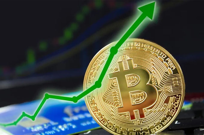 Bitcoin, the world's most famous and expensive cryptocurrency, has crossed the Rs 1.08 crore mark for the first time today.