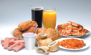 People who consume the most ultra-processed foods have a 41% higher risk of developing lung cancer than those who consume the least.